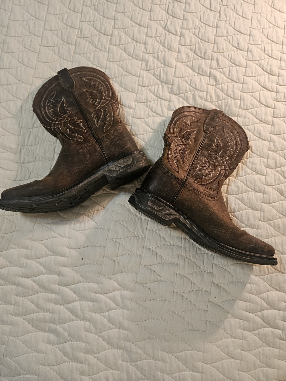 Ariat Classic Brown Leather Western Boots Size 5
